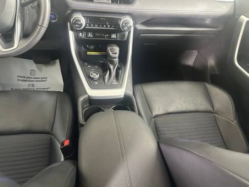 Used 2021 Toyota RAV4 XSE AWD/4WD image 23