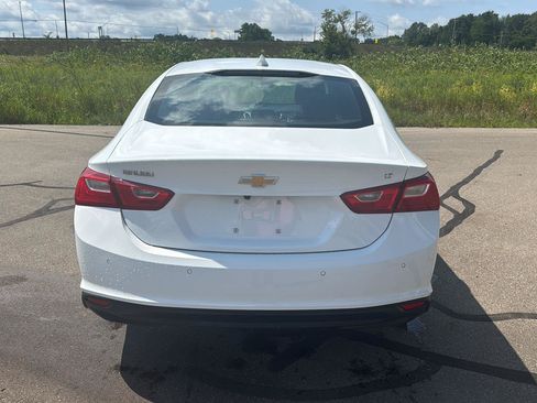 Used 2024 Chevrolet Malibu LT FWD image 4