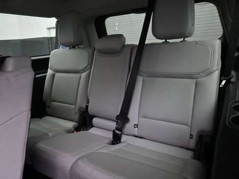 Used 2025 Ford Expedition Max Platinum image 19