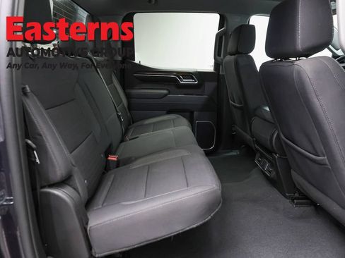 Used 2023 Chevrolet Silverado 1500 LT AWD/4WD image 25
