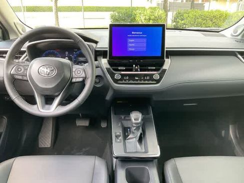 Certified 2026 Toyota Corolla Cross XLE w/ Convenience Package FWD image 19