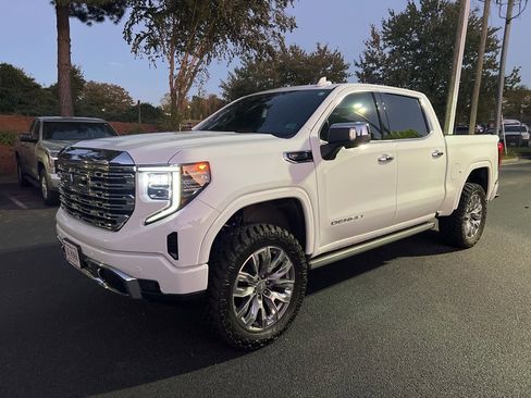 Used 2023 GMC Sierra 1500 Denali image 2