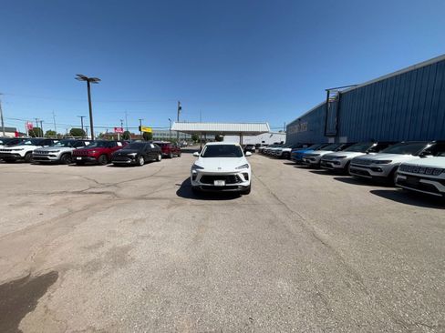 Used 2025 Buick Encore GX Preferred FWD image 16