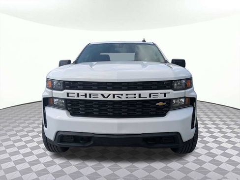 Used 2020 Chevrolet Silverado 1500 Custom w/ Custom Value Package RWD image 8