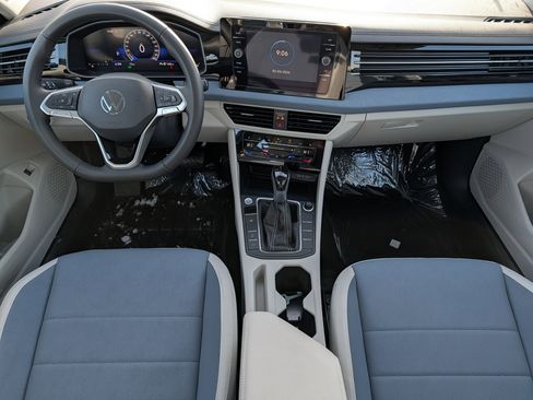 New 2026 Volkswagen Jetta SE FWD image 7