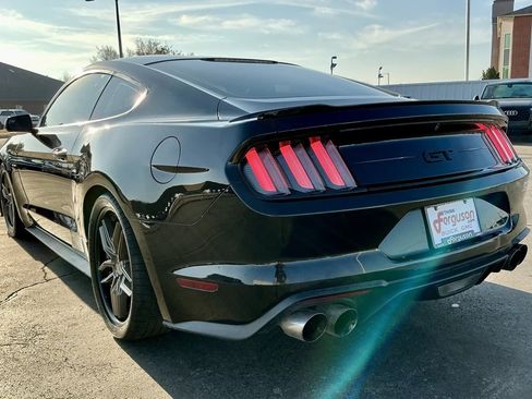 Used 2018 Ford Mustang GT w/ Black Accent Pkg image 15