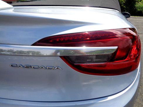 Used 2016 Buick Cascada Premium image 14
