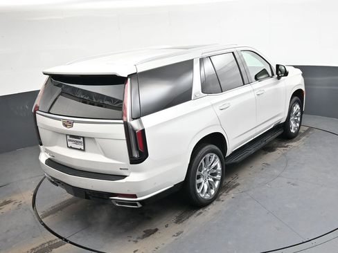 Used 2021 Cadillac Escalade Premium Luxury w/ Driver Assist Tech Package image 26