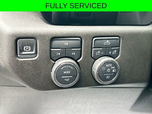 Used 2025 Chevrolet Silverado 2500 LT w/ Convenience Package AWD/4WD image 12