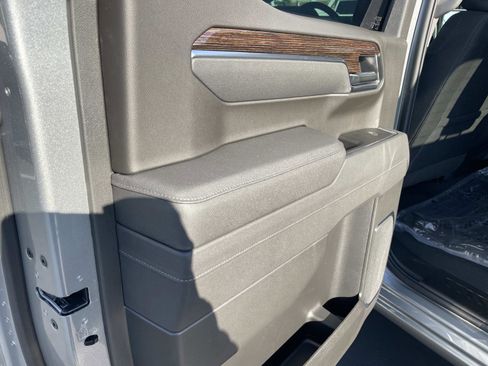 New 2026 GMC Sierra 1500 Elevation image 25