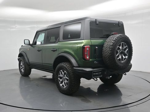 Certified 2025 Ford Bronco Badlands AWD/4WD image 28