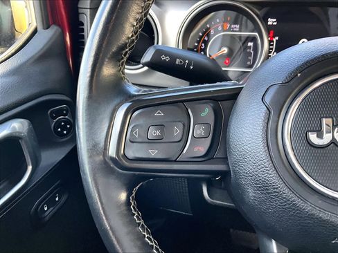 Used 2021 Jeep Wrangler Unlimited Sport image 23