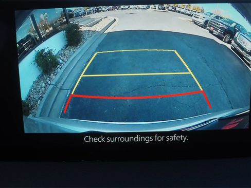 Used 2022 MAZDA CX-9 Touring image 13