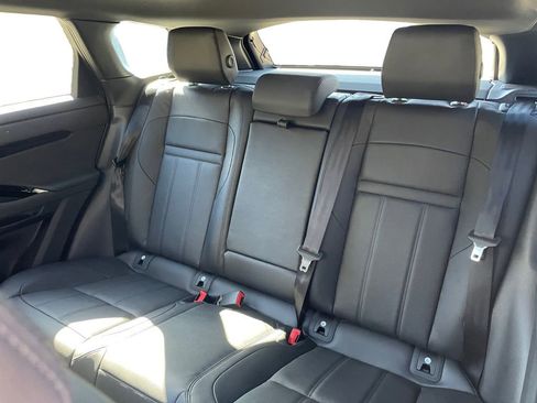 New 2024 Land Rover Range Rover Evoque Dynamic SE image 18