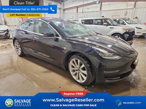 Used 2018 Tesla Model 3 RWD image 5
