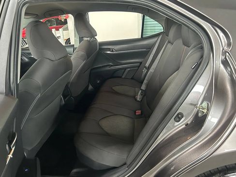 Used 2020 Toyota Camry LE FWD image 45