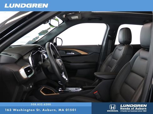 Used 2023 Chevrolet TrailBlazer ACTIV w/ Sun and Liftgate Package AWD/4WD image 10