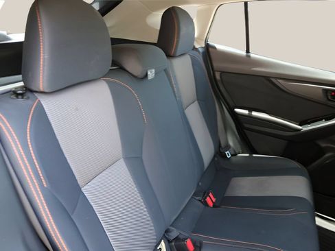 Used 2019 Subaru Crosstrek 2.0i Premium w/ Eyesight System AWD/4WD image 18
