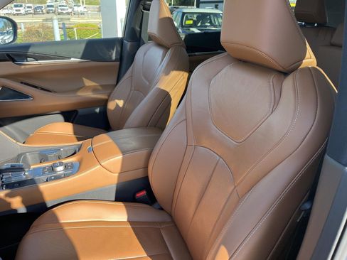 Used 2025 INFINITI QX60 Sensory image 9