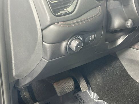 Used 2022 Dodge Durango R/T w/ Blacktop Package image 10