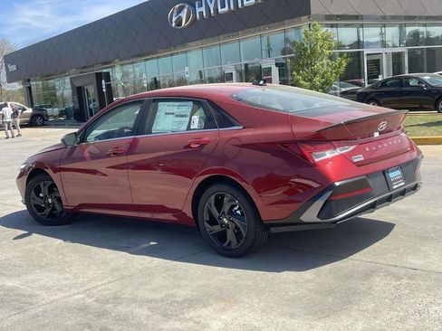 New 2026 Hyundai Elantra SEL Sport Premium FWD image 4