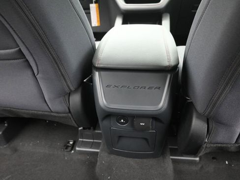 New 2026 Ford Explorer Active image 14