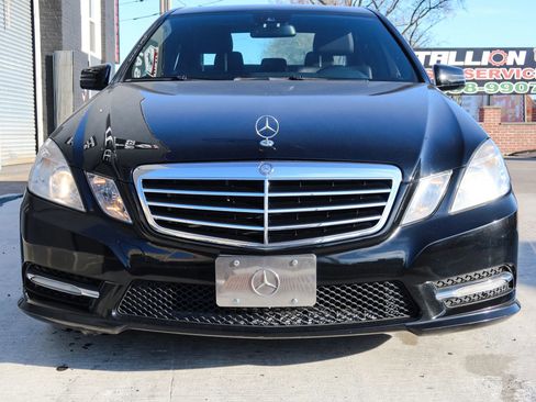 Used 2012 Mercedes-Benz E 350 4MATIC Sedan image 2
