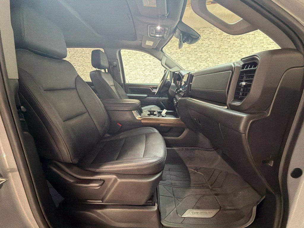Used 2024 Chevrolet Silverado 2500 LT w/ Z71 Sport Edition AWD/4WD image 11