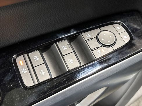 New 2026 Nissan Rogue SV image 27