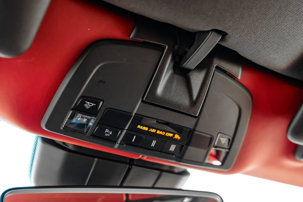 Used 2018 Porsche 911 Carrera image 26