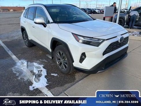 Used 2023 Toyota RAV4 Limited image 1