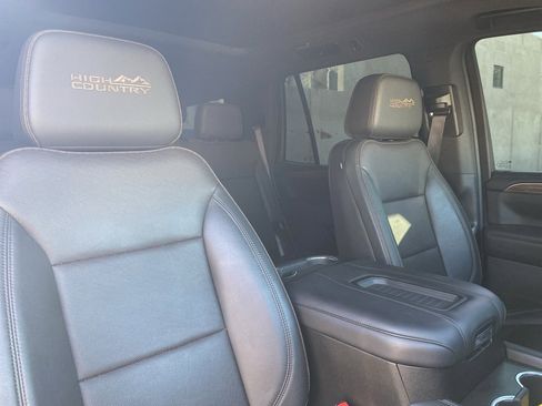 Used 2022 Chevrolet Tahoe High Country image 23