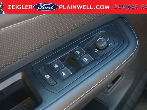 Used 2025 Volkswagen Atlas Cross Sport SEL Premium R-Line AWD/4WD image 34