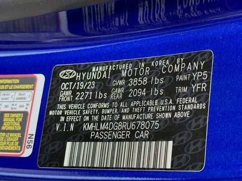 Used 2024 Hyundai Elantra SEL FWD image 40