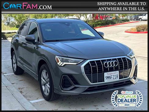 Used 2022 Audi Q3 2.0T Premium Plus w/ Premium Plus Package AWD/4WD image 1
