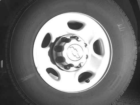 Used 2024 Chevrolet Express 2500 w/ Driver Convenience Package RWD image 9
