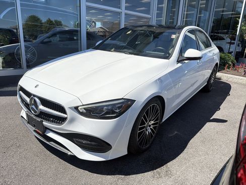 Used 2022 Mercedes-Benz C 300 4MATIC Sedan image 4