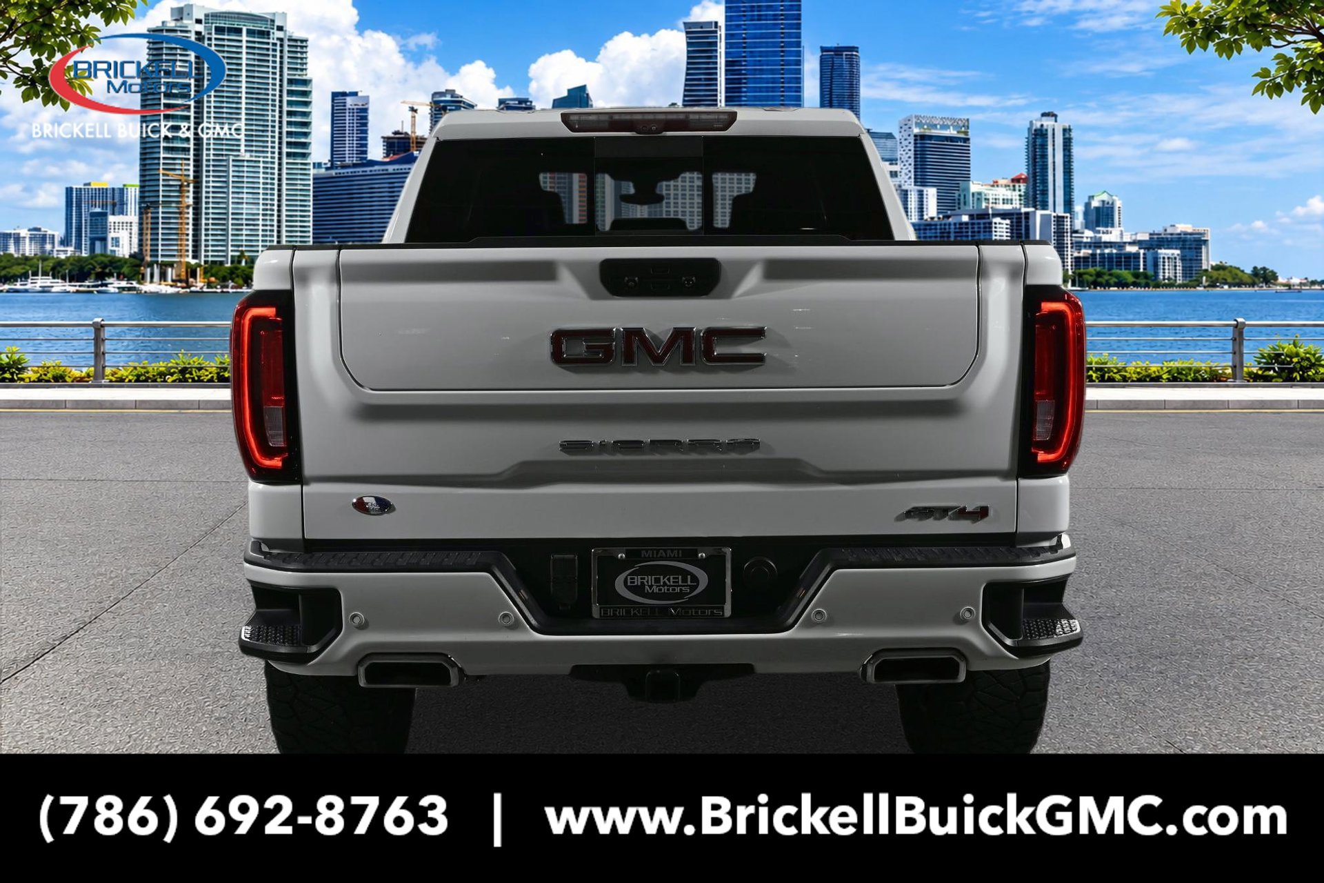 Used 2021 GMC Sierra 1500 AT4 w/ AT4 Value Package AWD/4WD image 4