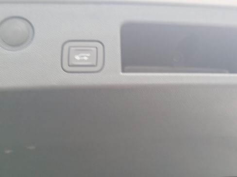 Used 2026 Chevrolet Equinox LT w/ Convenience Package II FWD image 20