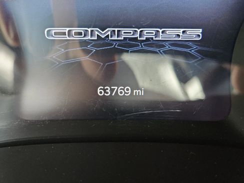 Used 2022 Jeep Compass Latitude image 15