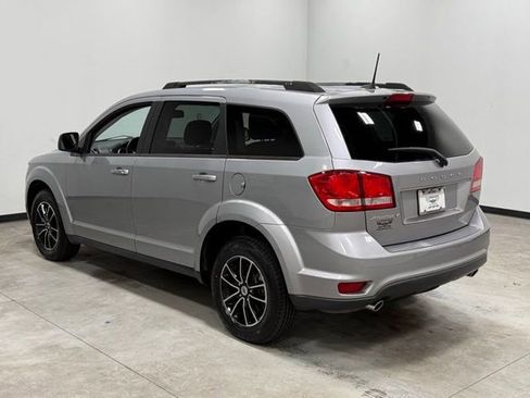 Used 2018 Dodge Journey SXT w/ Connectivity Group image 9
