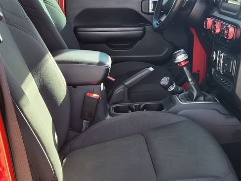 Used 2021 Jeep Gladiator Sport image 27