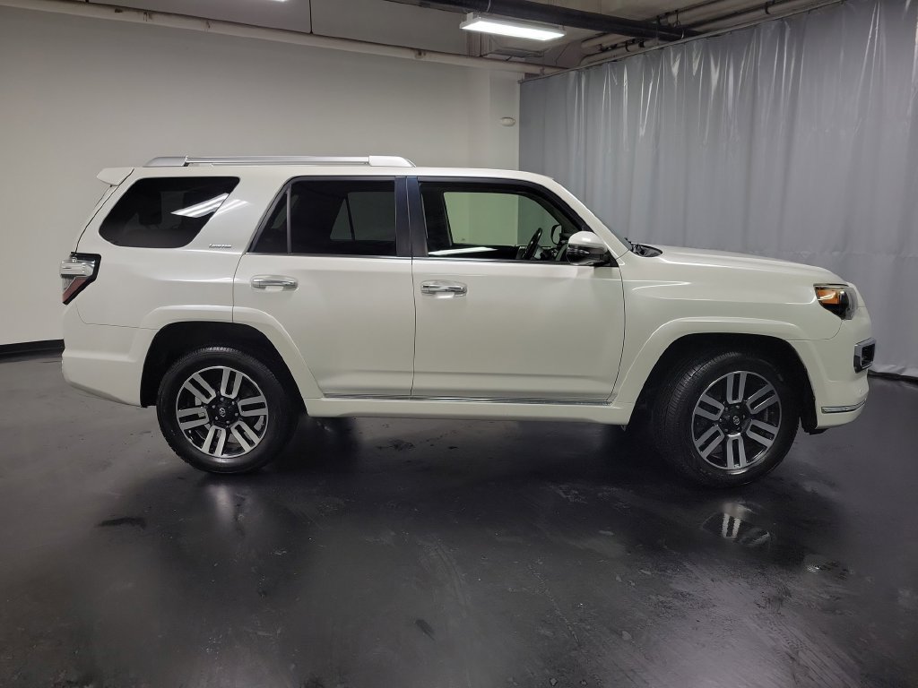 Used 2015 Toyota 4Runner Limited AWD/4WD image 9