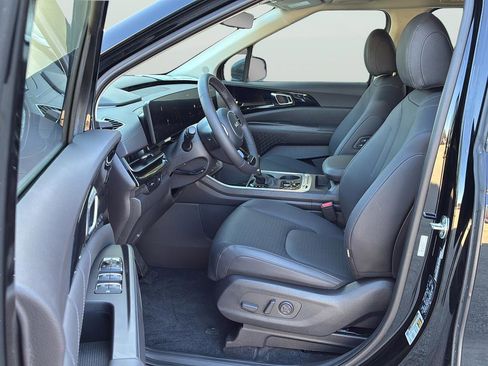 New 2026 Kia Carnival SX Prestige image 11