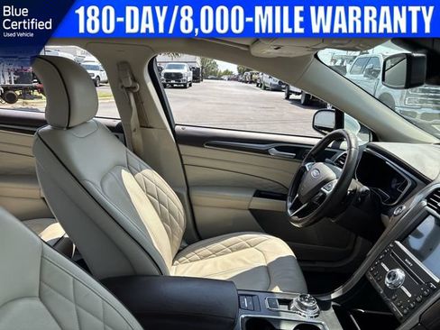 Used 2018 Ford Fusion Platinum FWD image 18