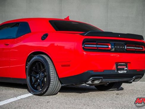 Used 2019 Dodge Challenger R/T Scat Pack w/ Plus Package image 48