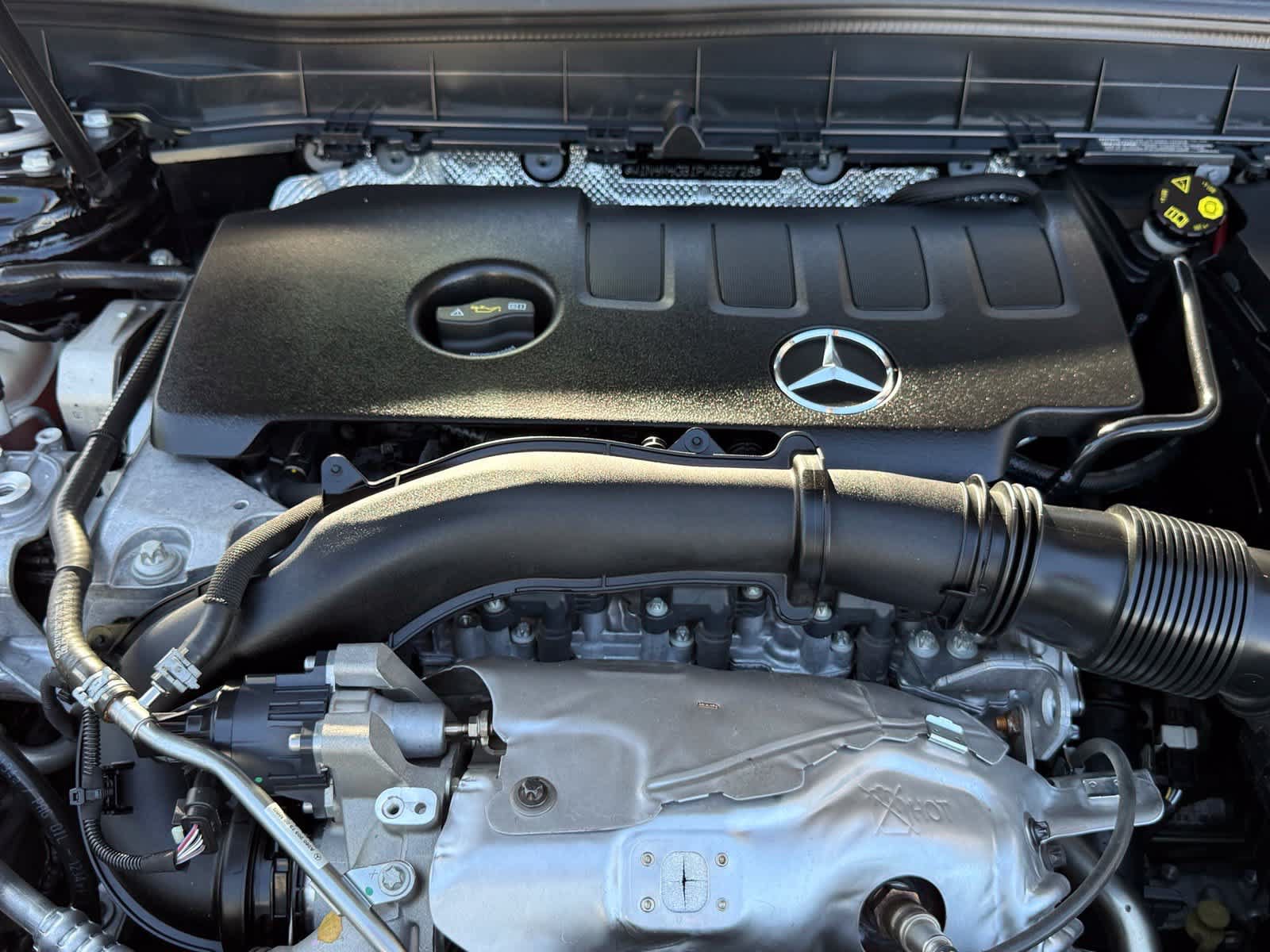 Used 2023 Mercedes-Benz GLB 250 image 41