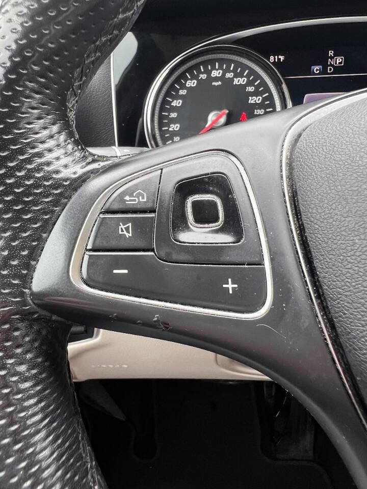 Used 2018 Mercedes-Benz E 300 image 21