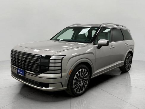 Used 2026 Hyundai Palisade Calligraphy image 11