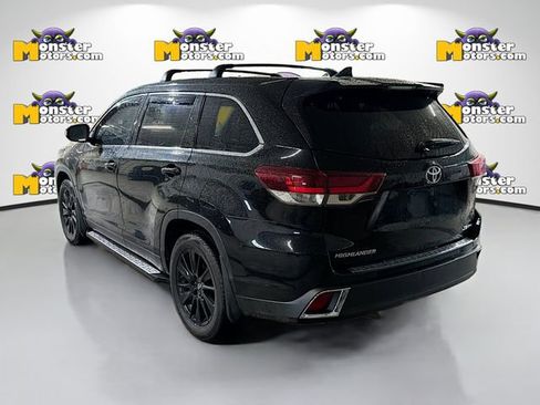 Used 2019 Toyota Highlander XLE image 6
